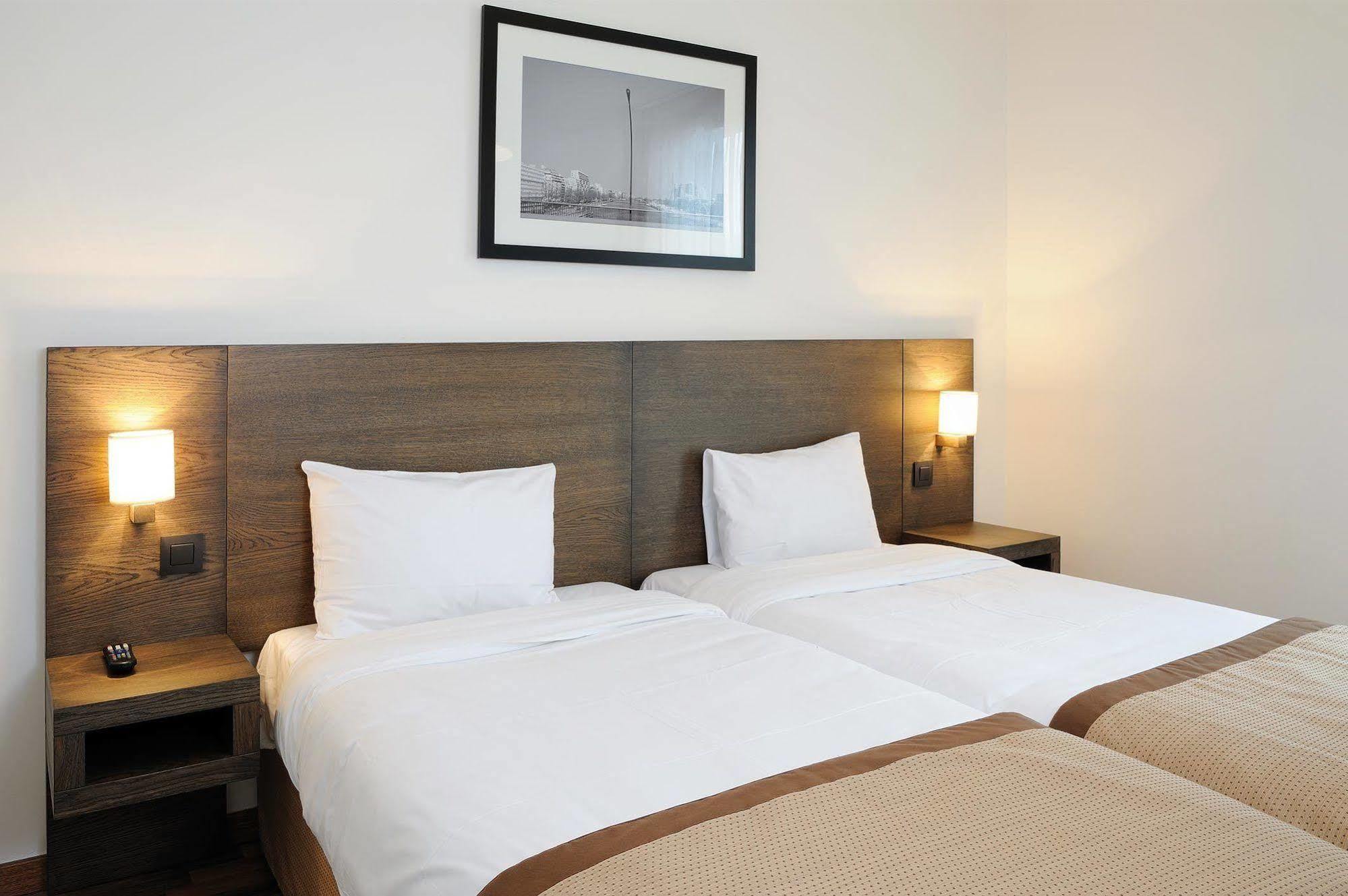 Aparthotel Residhome 3*